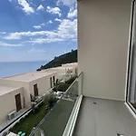 Hostora Coast 아파트 팔라서