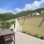 Hostora Coast 팔라서