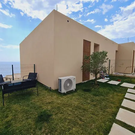 Hostora Coast * Paljasa