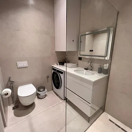 Hostora Coast Apartamento Palasë